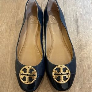 Tory Burch Chelsea Captoe Flat 6.5